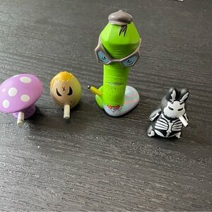 Kidrobot Frank Kozik Vinyl Smorking Labbit Figures